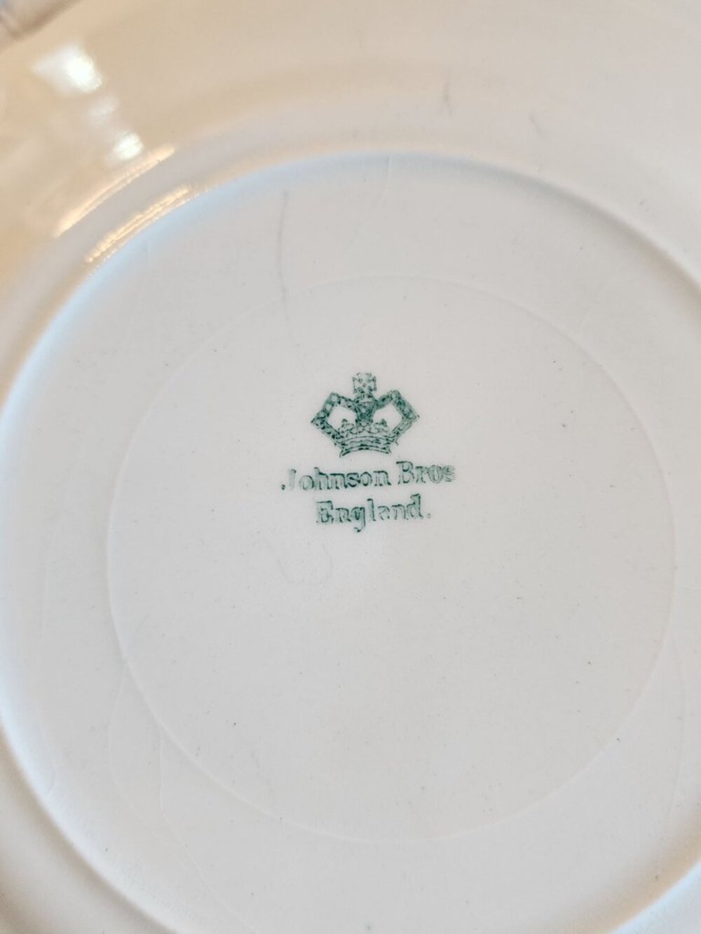 Johnson Brothers Bros Gold Trim Luncheon Plate set of 7 - Picture 2 of 2